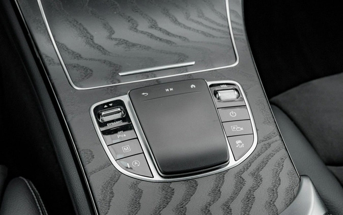 Mercedes-Benz GLC cena 213850 przebieg: 48628, rok produkcji 2021 z Piastów małe 781